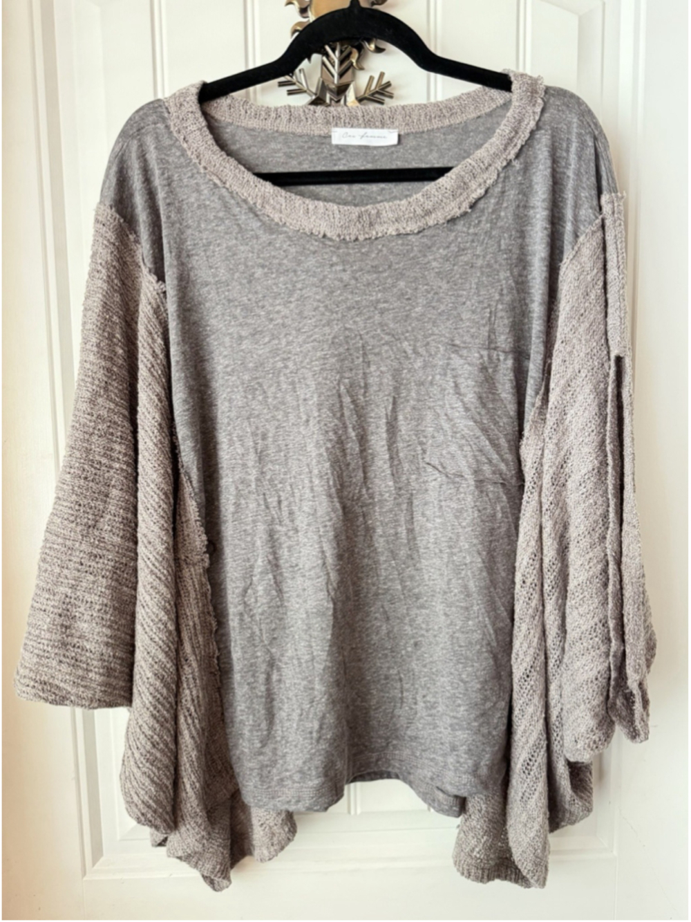 Ces Femme Large Oversized Boho Knit Mixed Media Tunic Top Gray Made in USA - Picture 2 of 5